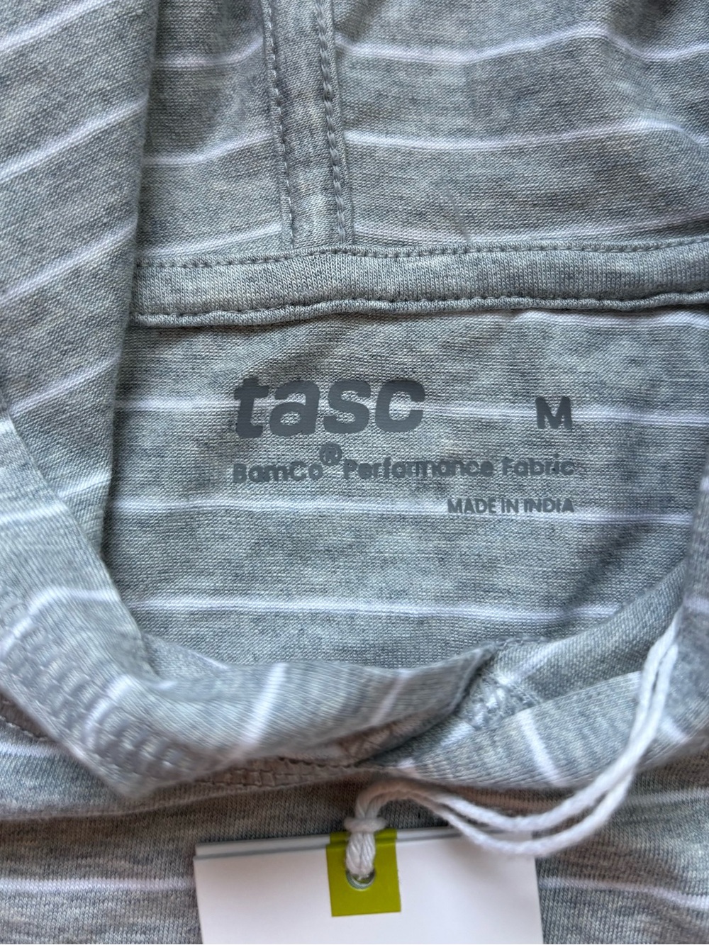 NWT Tasc Performance Men’s Carrollton Lightweight Hoodie TPC Summit Medium Gray - Picture 2 of 7